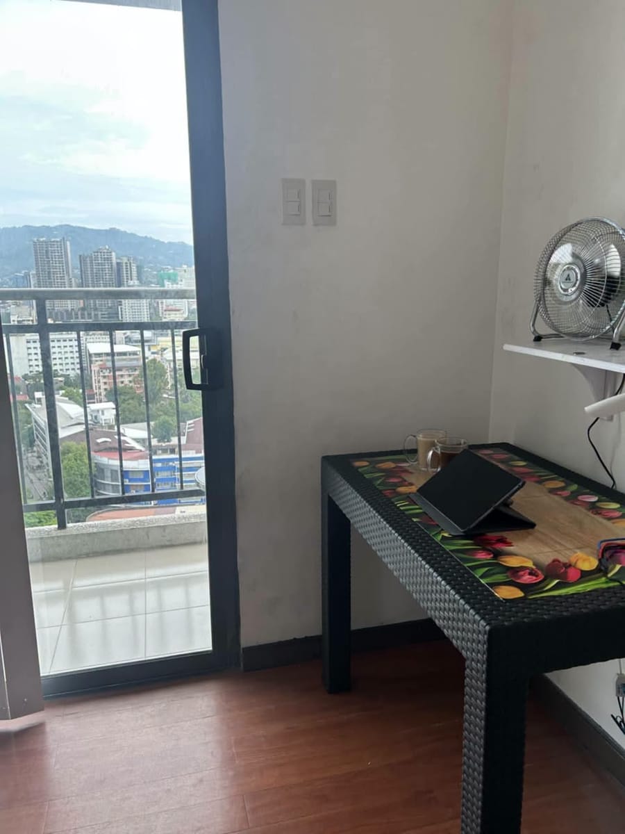 For Rent in City Suites at the 24th floor - photo 3