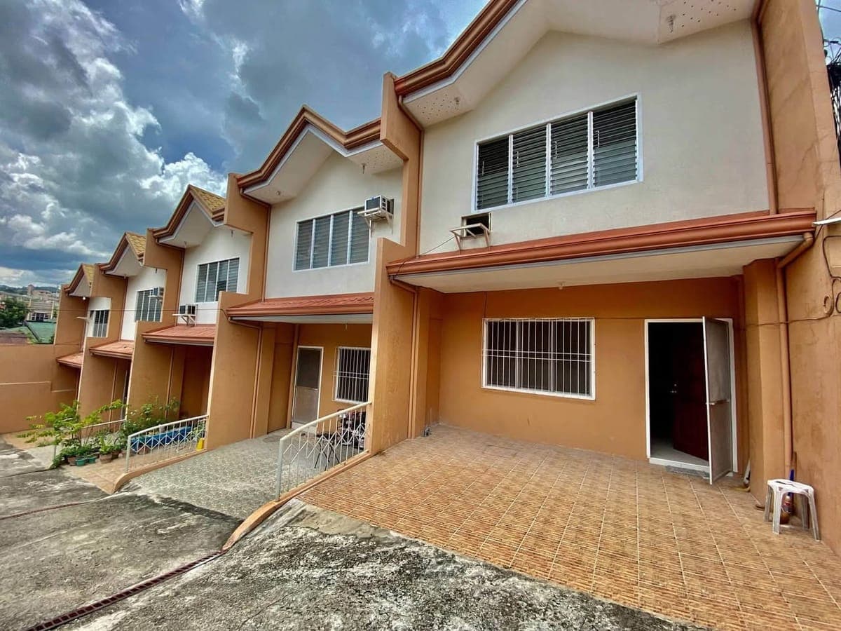 🏡 FOR RENT – Affordable 3-Bedroom House with 1 Parking Space in Banawa, Cebu City - photo 1