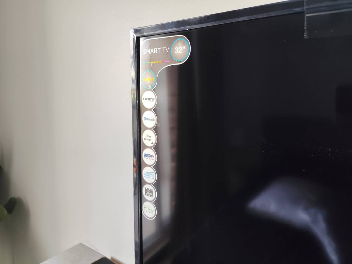 Lapu-Lapu Saekiung. Available immediately. Fully furnished studio unit with balcony sea view, split... - photo 3