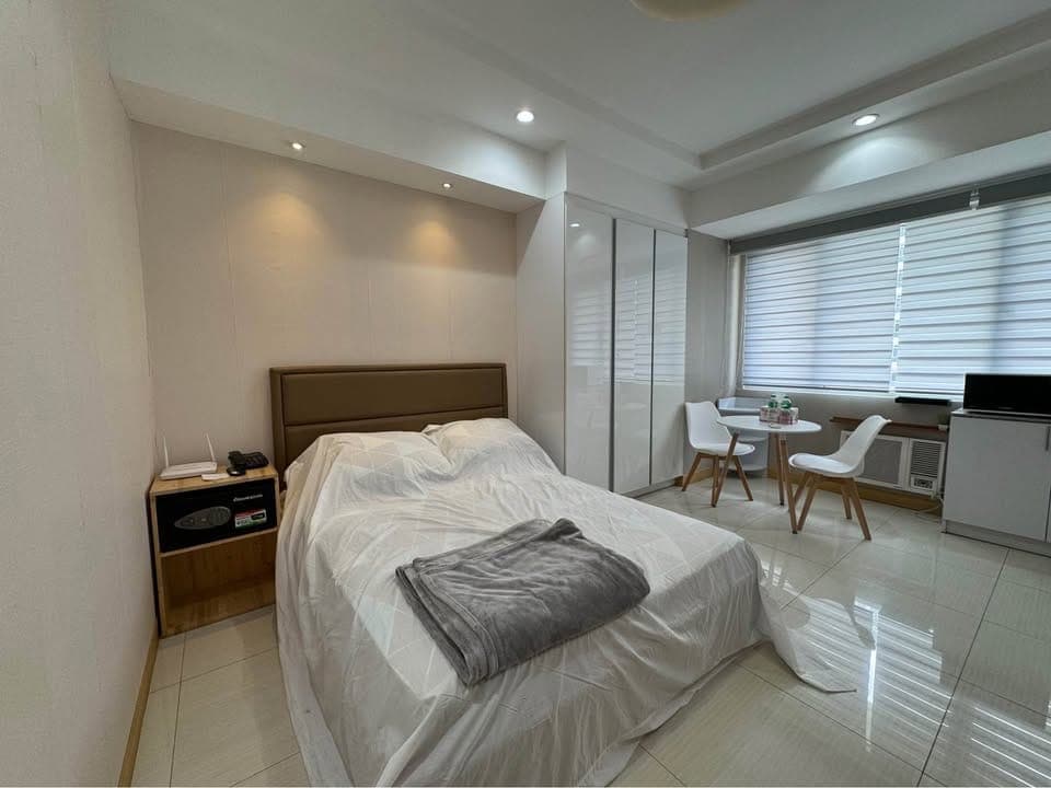 Fully furnished Studio for RENT in Calyx Residences, Cebu Business Park - photo 4