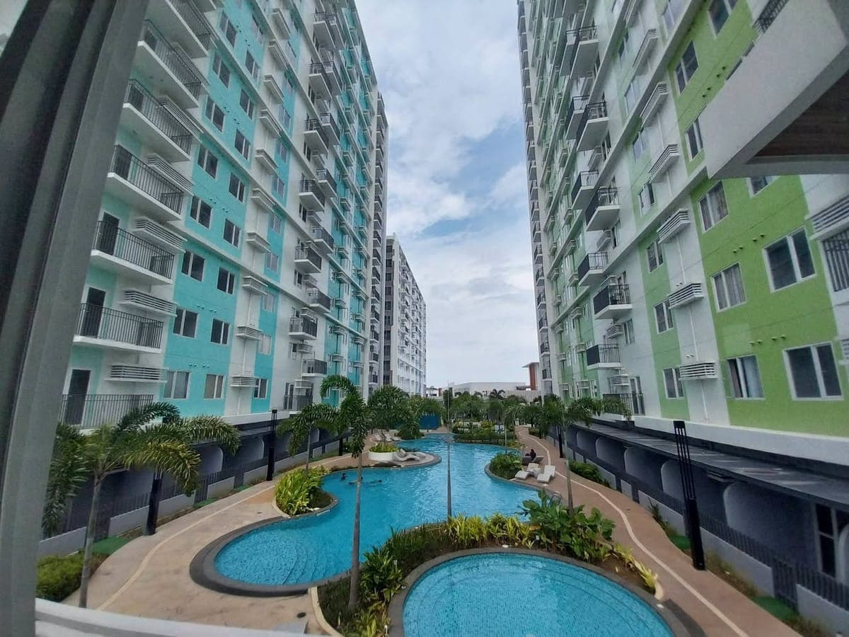 Casa Mira Mandaue For Lease for only 12k includes condo dues - photo 1