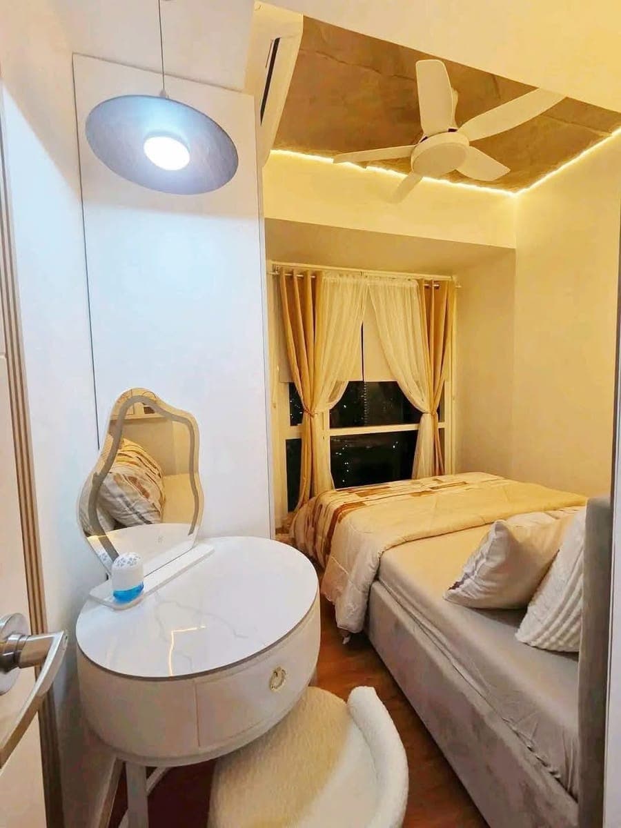 BRAND NEW 1-BEDROOM W/ BALCONY FULLY FURNISHED CONDO UNIT FOR RENT! - photo 3