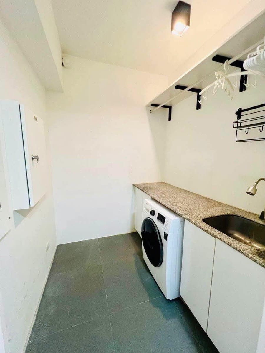 For Rent! Fully Furnished 2 bedroom in Park Tower, Cebu Business Park, Cebu City - photo 2
