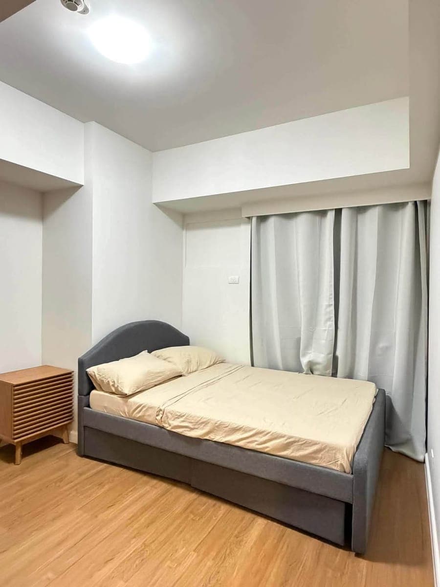Brand New 2 BR unit in Solinea T4 for Rent! - photo 4