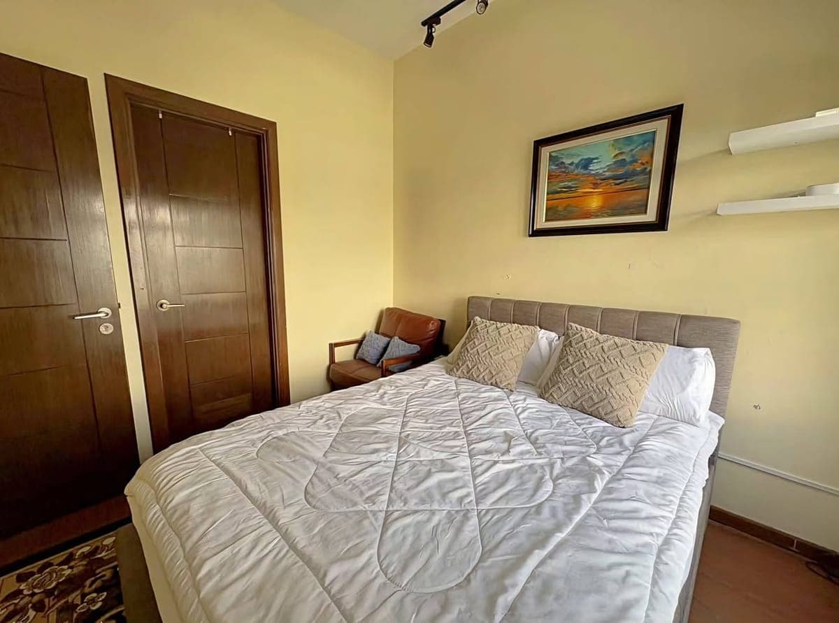 FOR RENT: 𝗙𝗢𝗥 𝗥𝗘𝗡𝗧: 𝟮-𝗕𝗲𝗱𝗿𝗼𝗼𝗺 𝗨𝗻𝗶𝘁 𝘄/ 𝗣𝗮𝗿𝗸𝗶𝗻𝗴 - photo 4