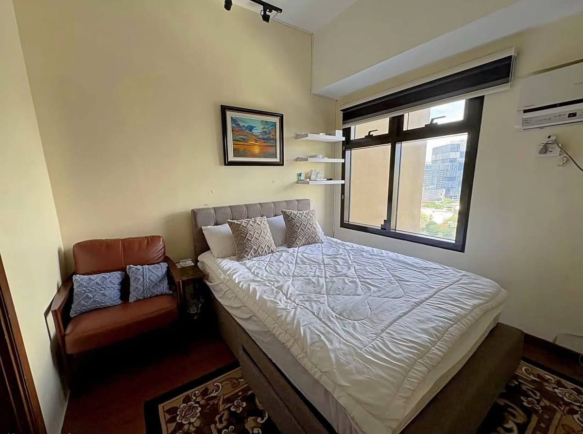 FOR RENT: 𝗙𝗢𝗥 𝗥𝗘𝗡𝗧: 𝟮-𝗕𝗲𝗱𝗿𝗼𝗼𝗺 𝗨𝗻𝗶𝘁 𝘄/ 𝗣𝗮𝗿𝗸𝗶𝗻𝗴 - photo 5
