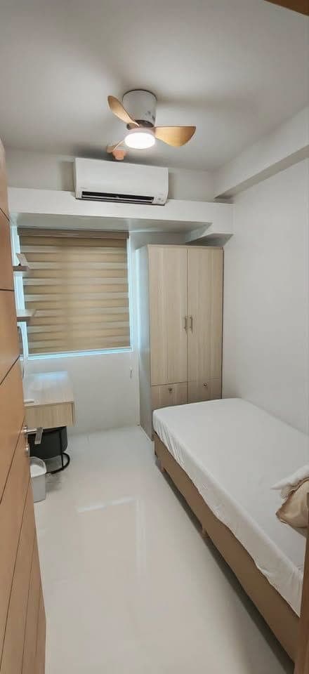 🏙️✨ FOR RENT: 2BR CORNER UNIT WITH SEA VIEW + PARKING ✨🌊 - photo 4