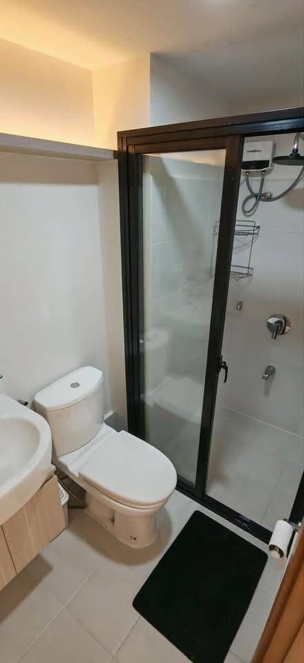 🏙️✨ FOR RENT: 2BR CORNER UNIT WITH SEA VIEW + PARKING ✨🌊 - photo 5