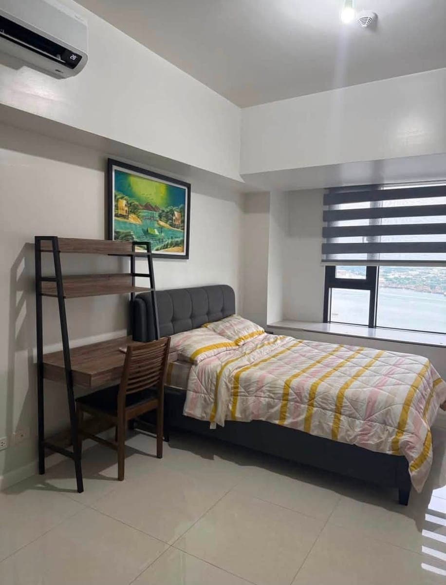 FOR RENT: Studio Unit – Mandani Bay Suites - photo 2