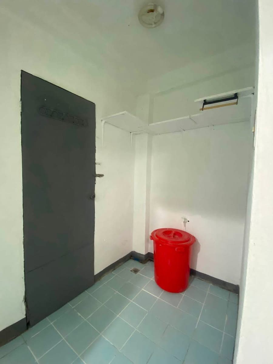 Permission to Post: APARTMENT FOR RENT - photo 4