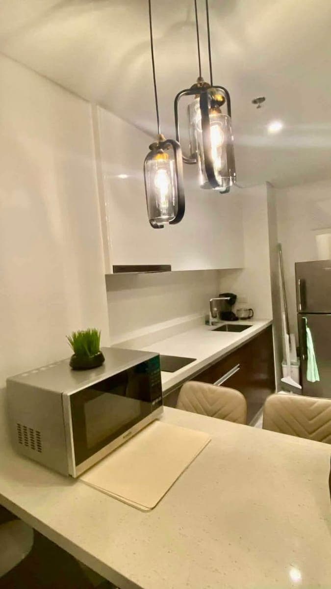 For Rent 1-Bedroom Fully Furnished Unit - photo 4