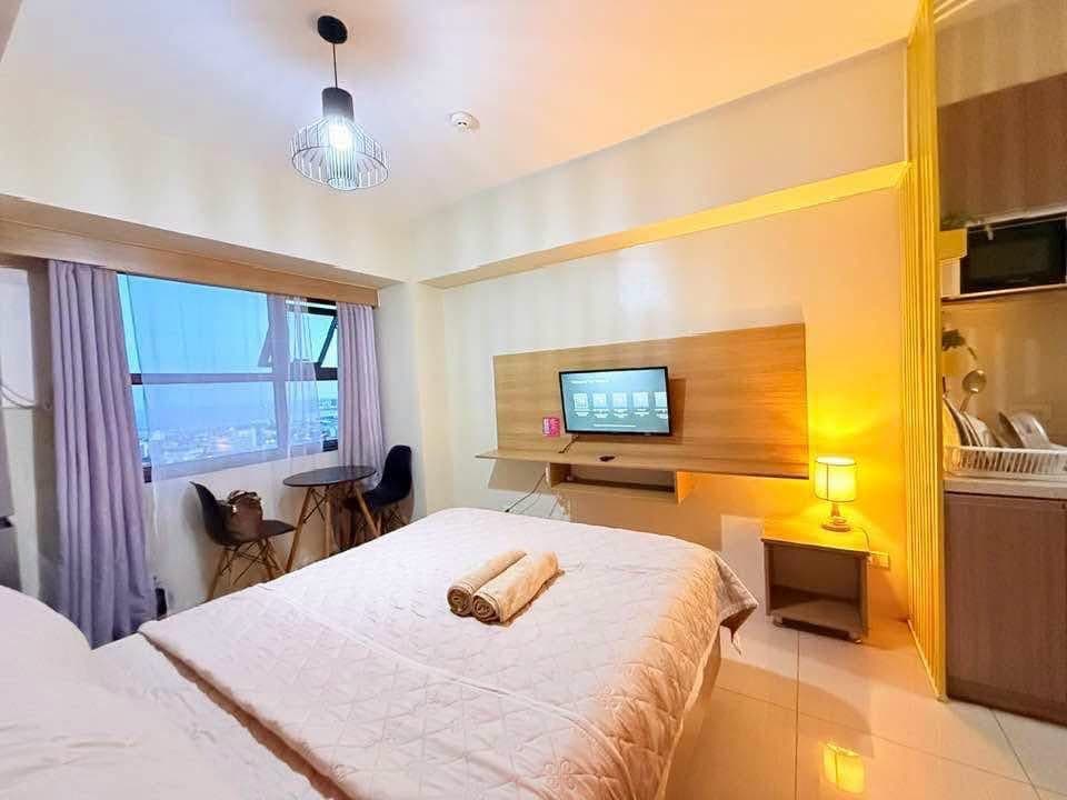 RENT: ₱23,000/mo including condo dues @HORIZON 101-t1 - photo 2