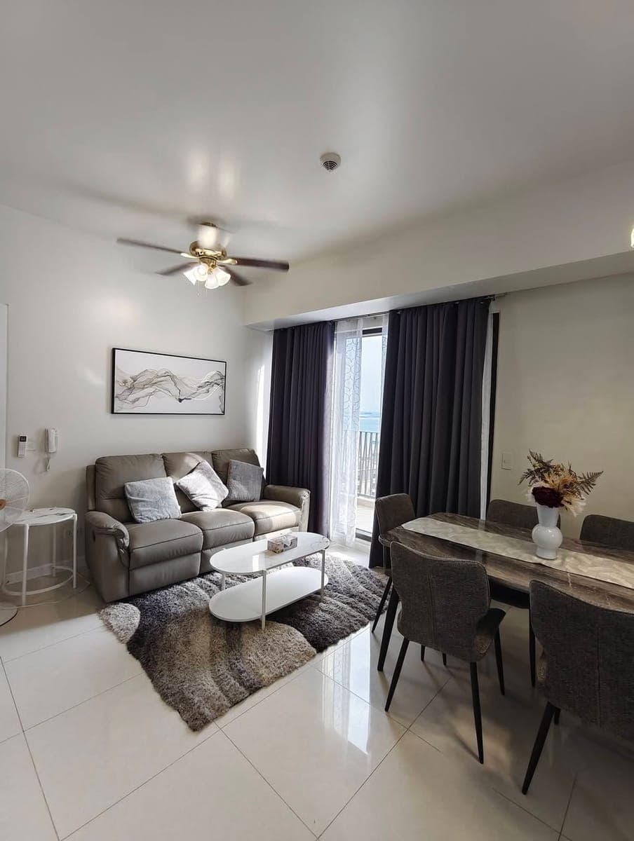 Available for RENT‼️ - photo 1