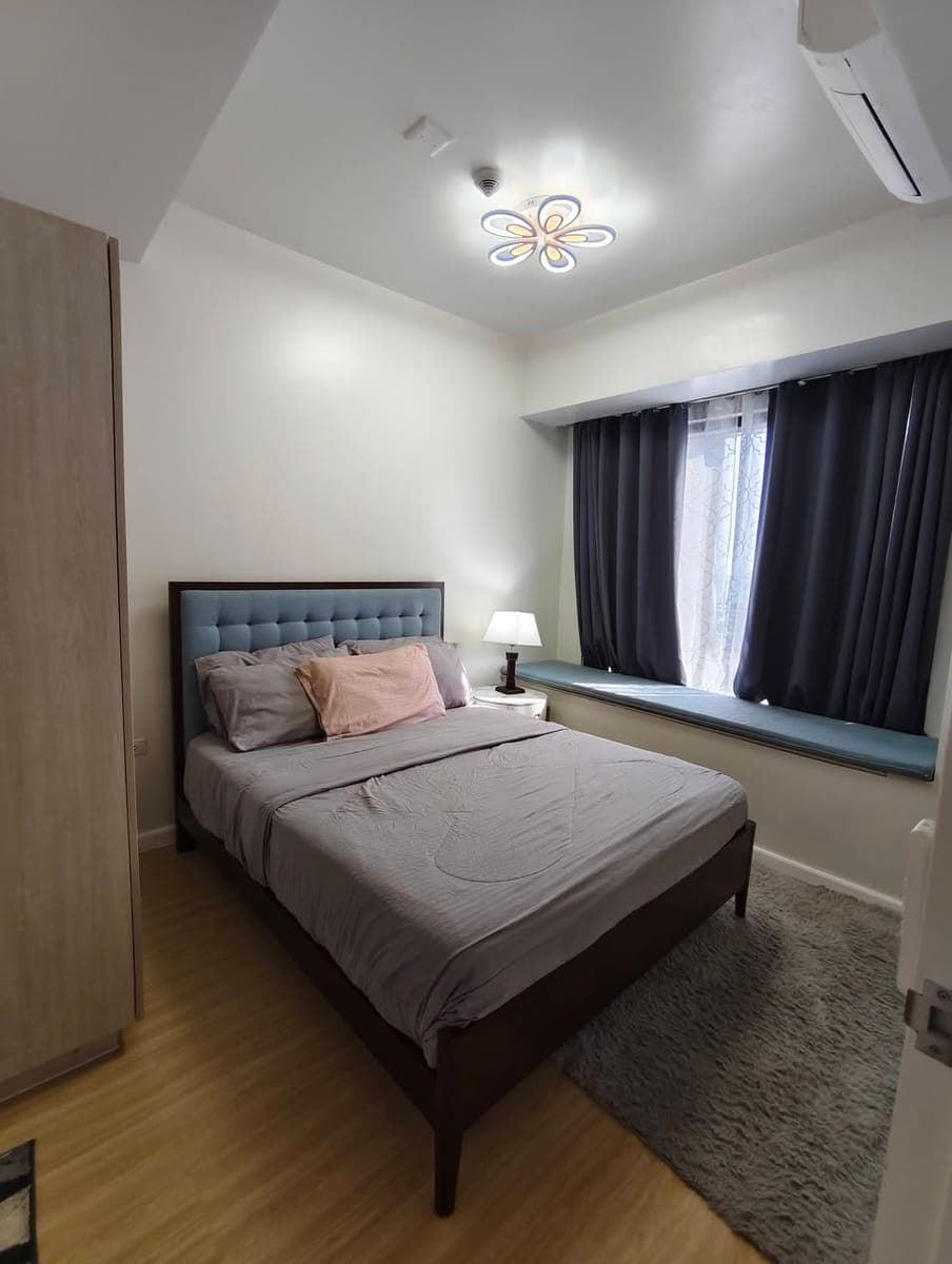 Available for RENT‼️ - photo 3
