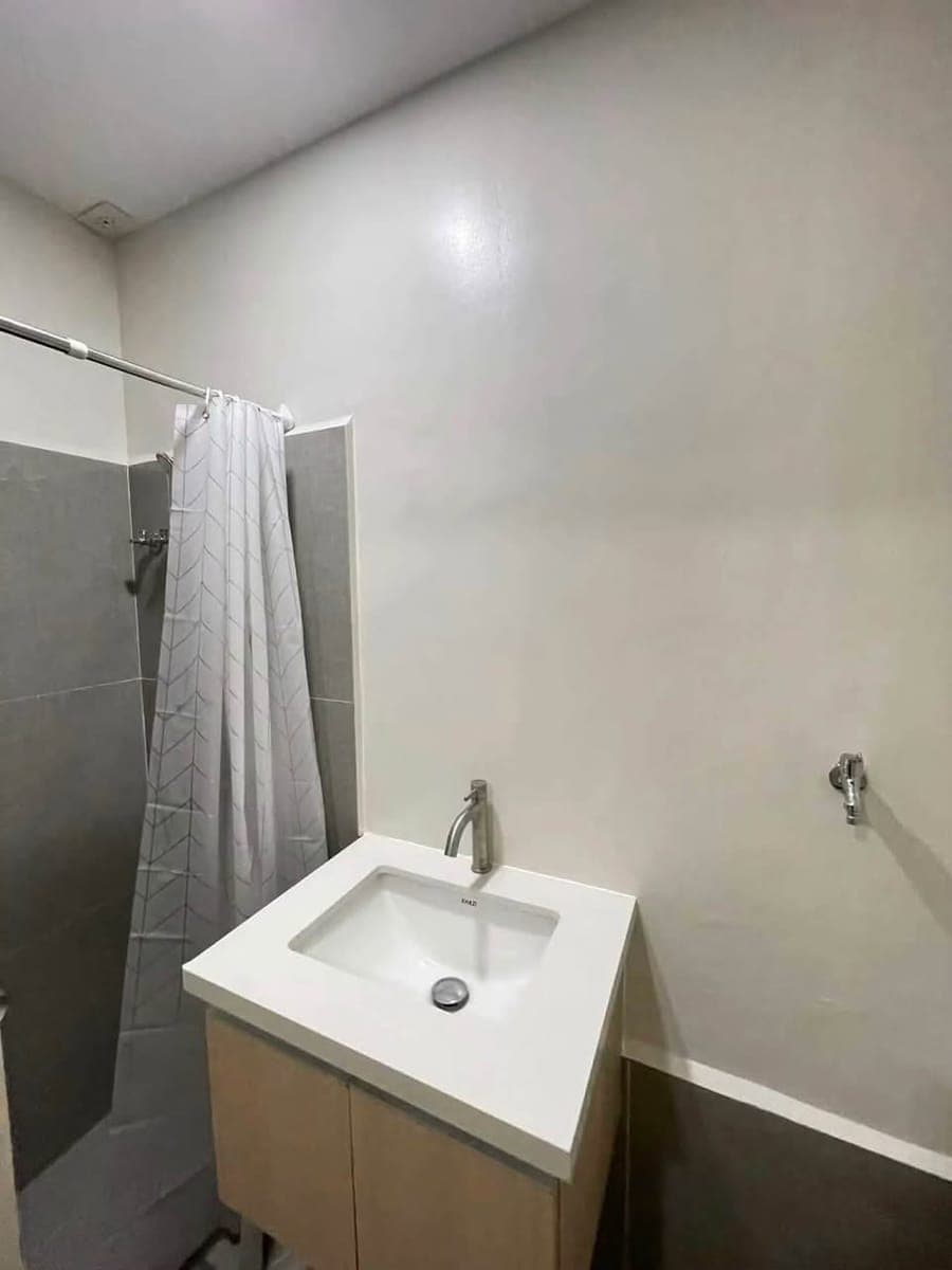 🏢 Newly Built 1BR Condo for Rent – Near IT Park, Cebu - photo 5