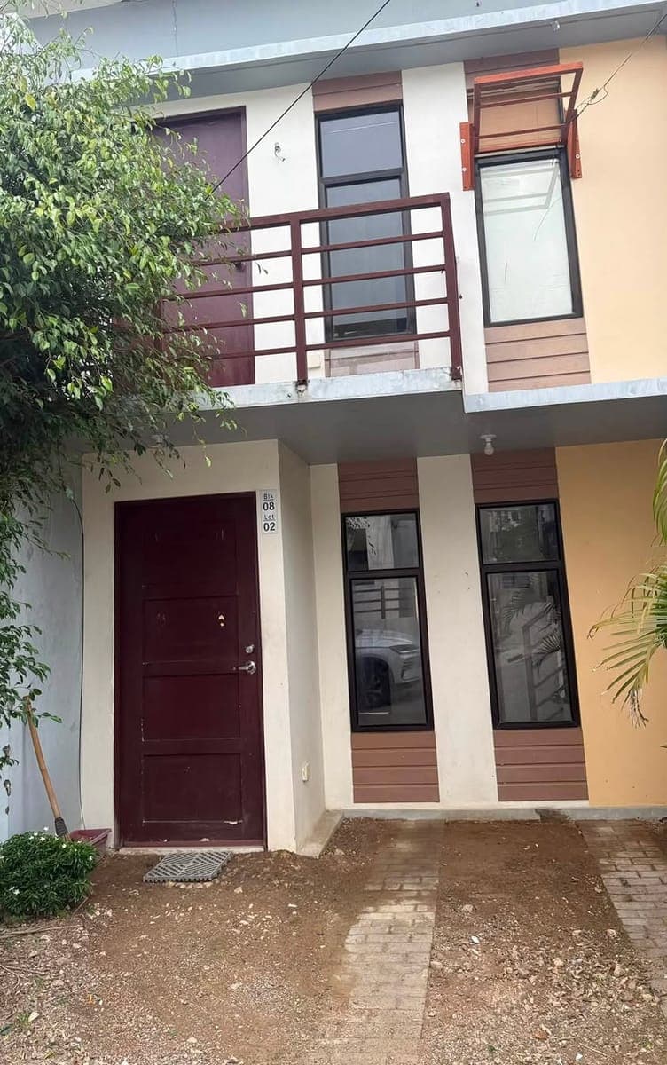 DIRECT LISTING! - photo 1