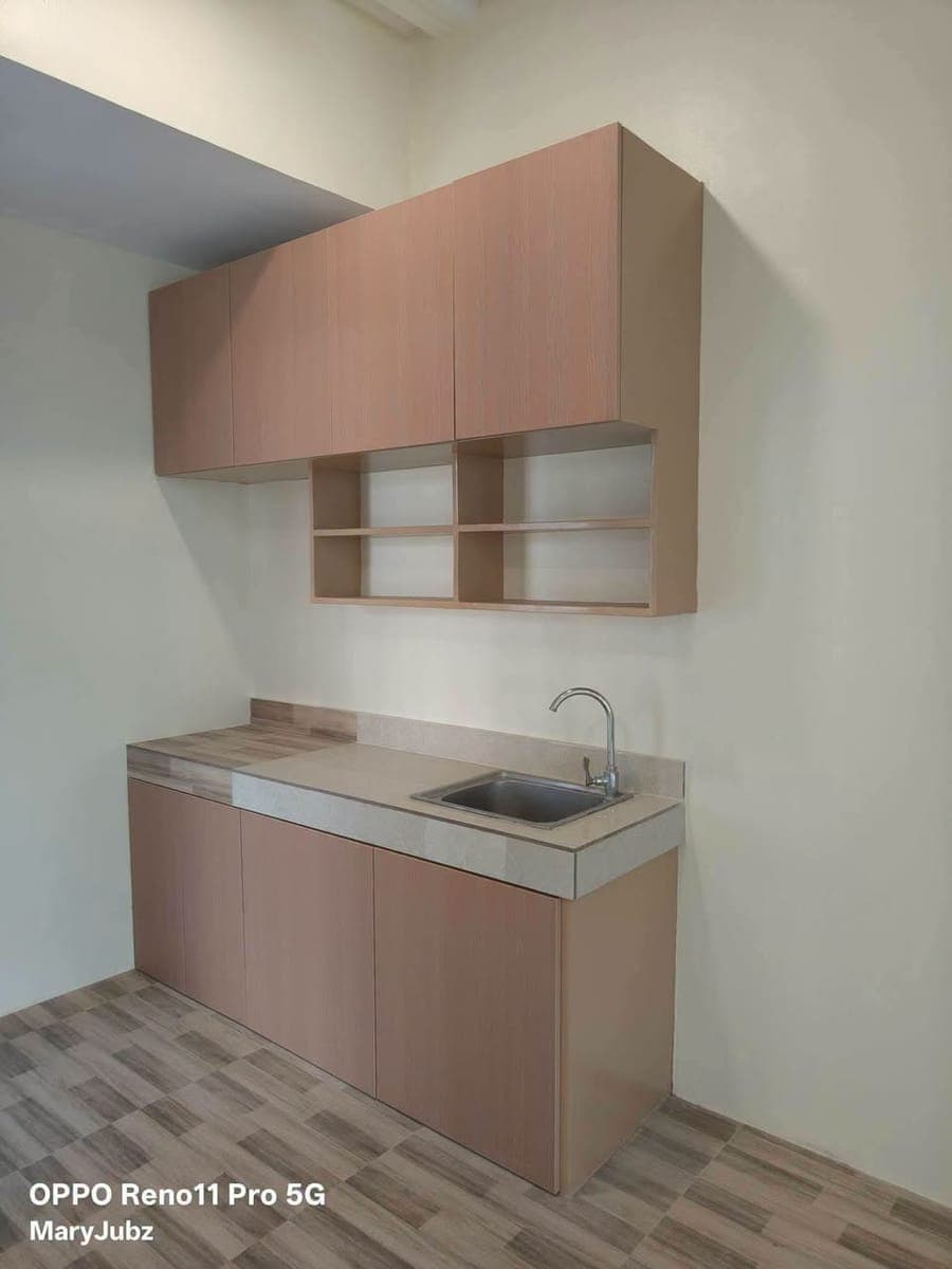This 3-Bedroom Townhouse is now available ₱12,000/month - photo 4