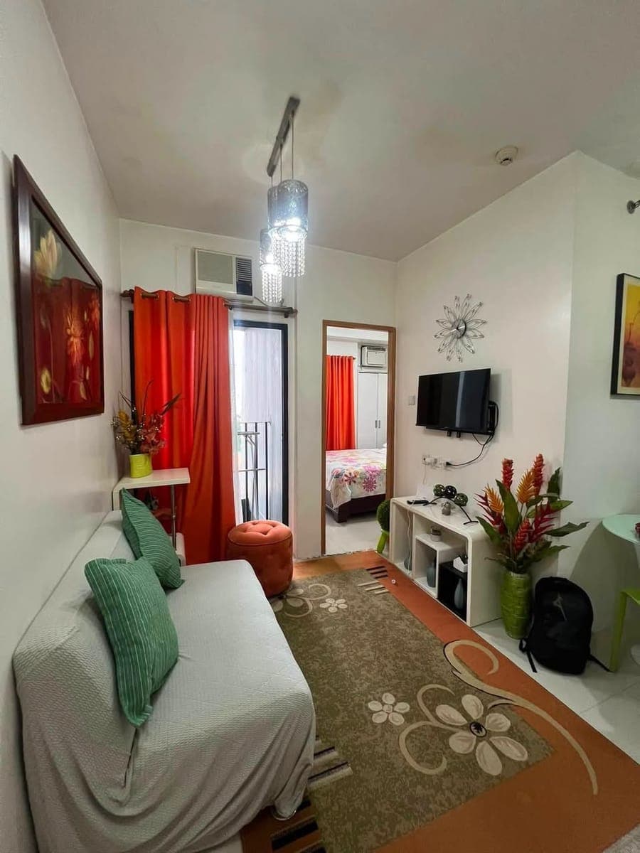FOR RENT | LOT 8 CONDOMINIUM – CEBU CITY - photo 1