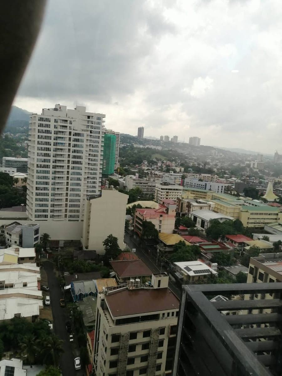 Brand New Fully Furnished Studio for Rent – Baseline Condominium, Cebu City - photo 2