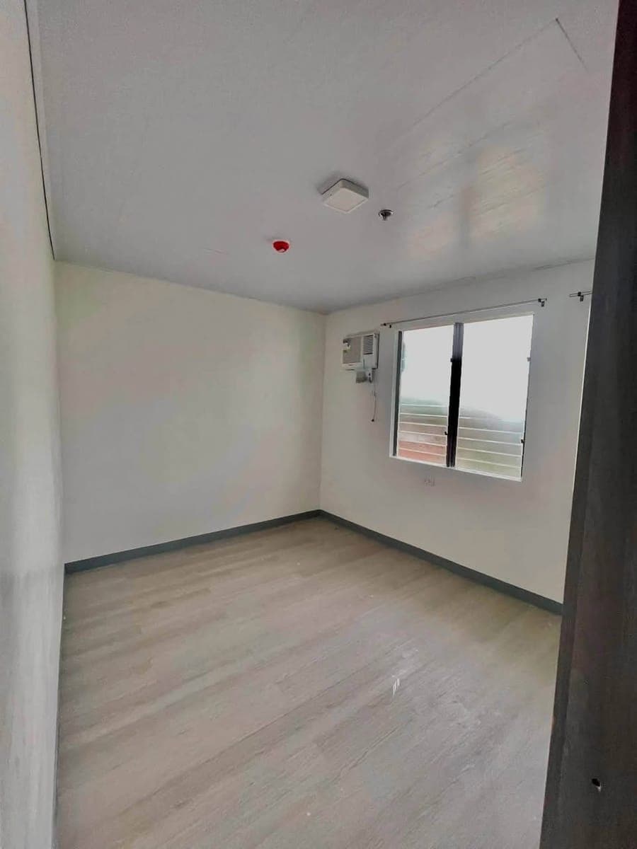 P10,000 per month - photo 5