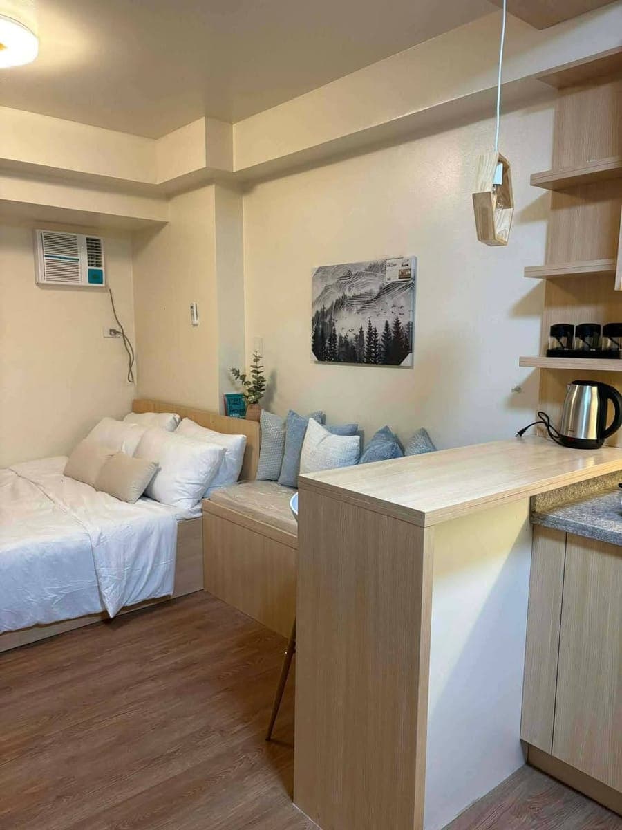 CONDO FOR RENT in AVIDA TOWER, walking distance to Ayala Central Bloc - photo 2