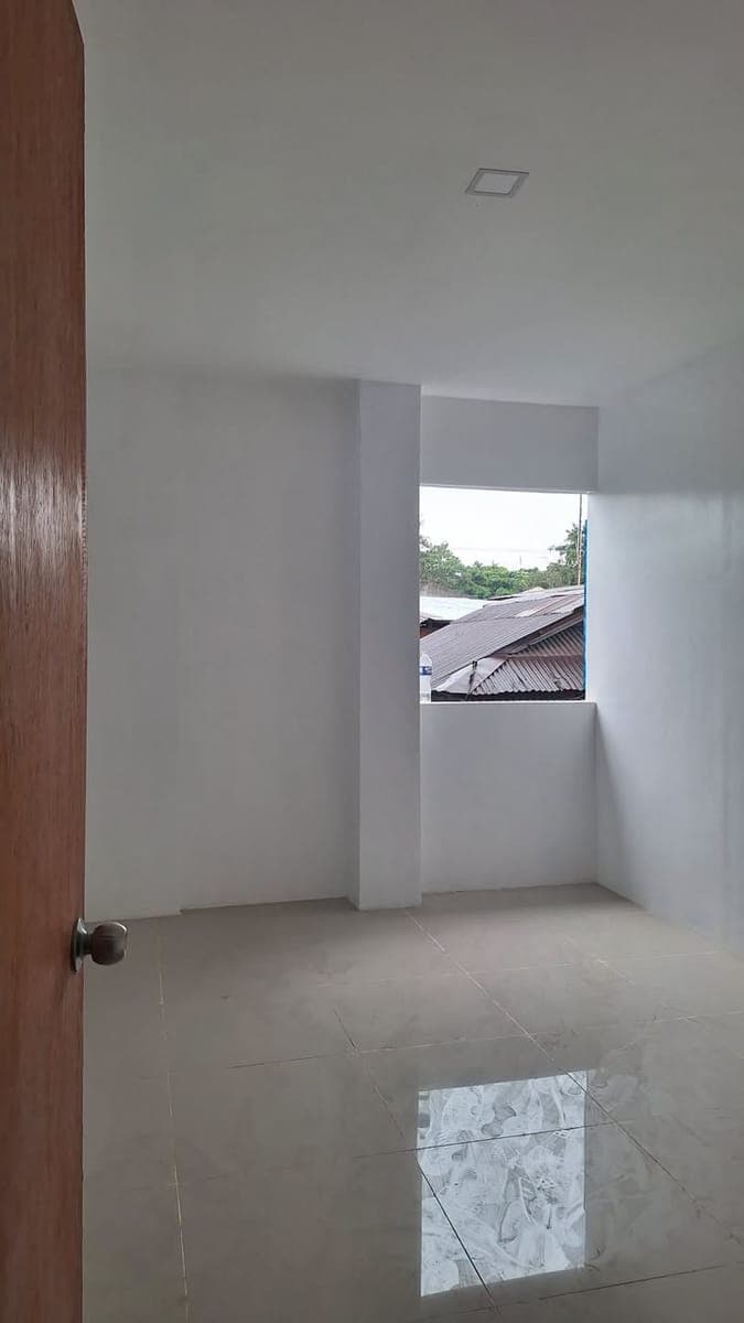 Room for rent for 5k only! For girls only - photo 4