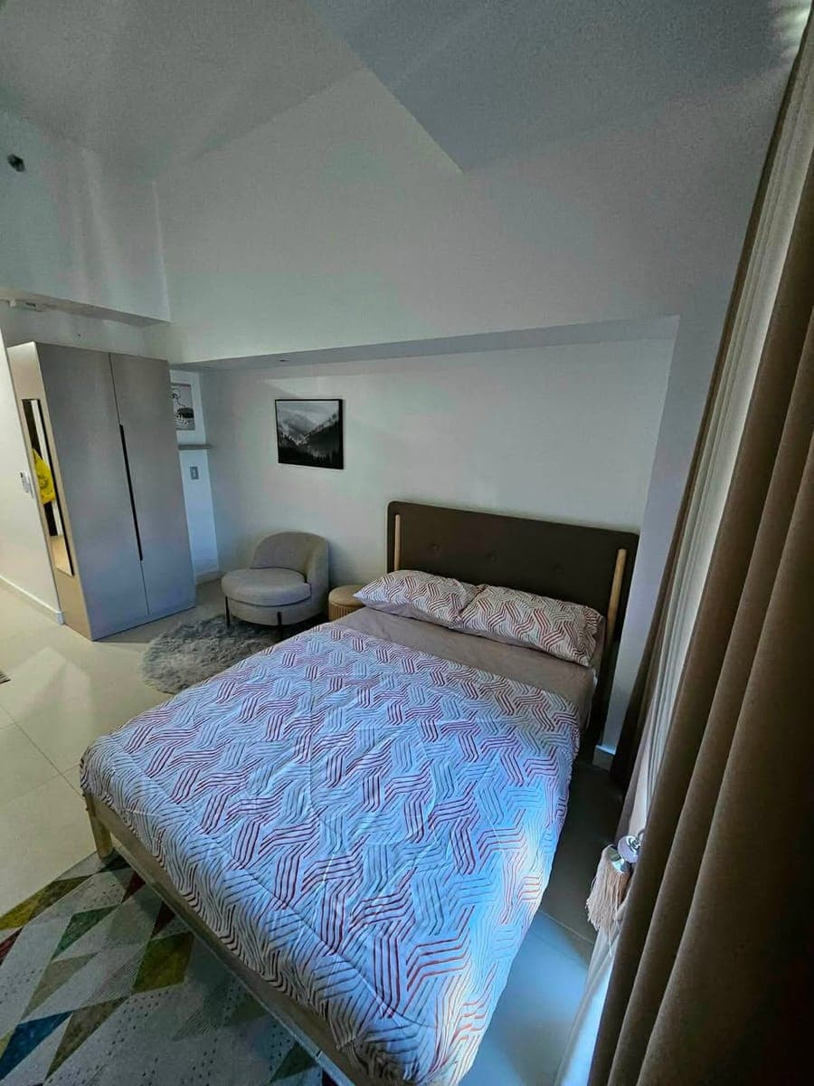 for RENT studio unit at 38th Park Avenue (inside IT Park) FULLY FURNISHED! - photo 2