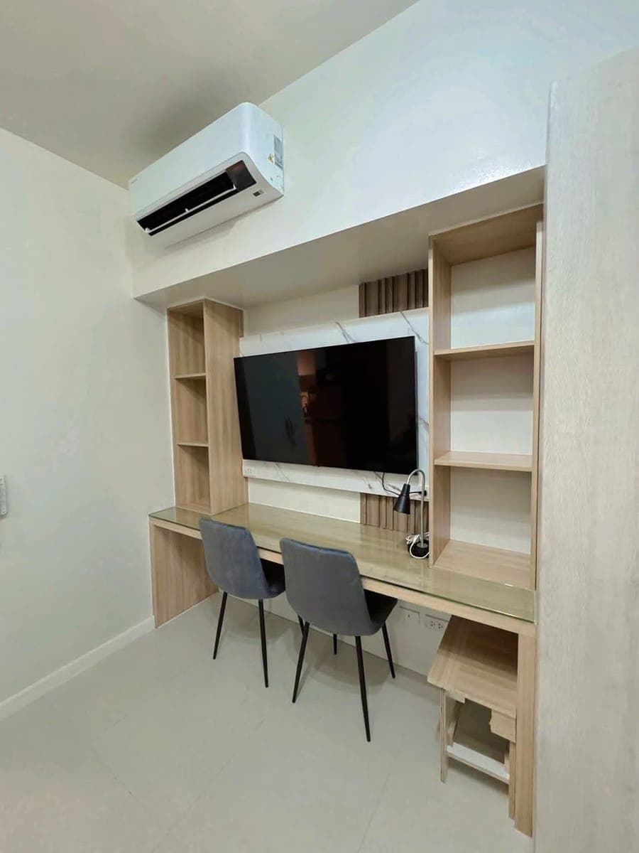 Studio Unit for Rent at Mandani Bay – ₱28,000/month (Condo Dues Included) - photo 3