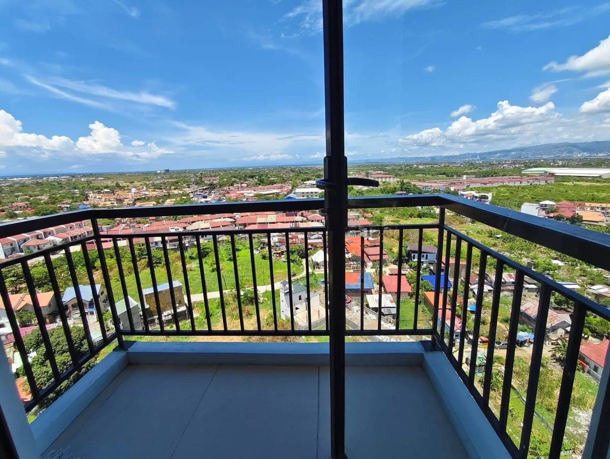 ✨ FOR RENT – Royal Ocean Crest Mactan - photo 1