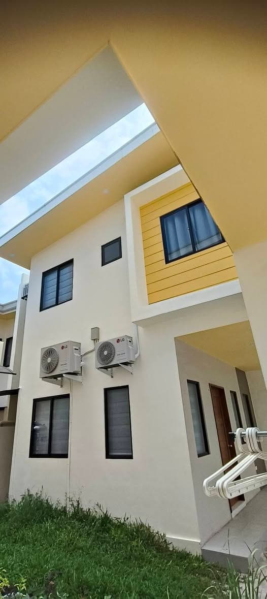 House For Rent - photo 1