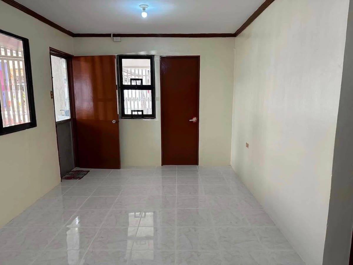 🏡 FOR RENT – Springwoods, Minglanilla - photo 2