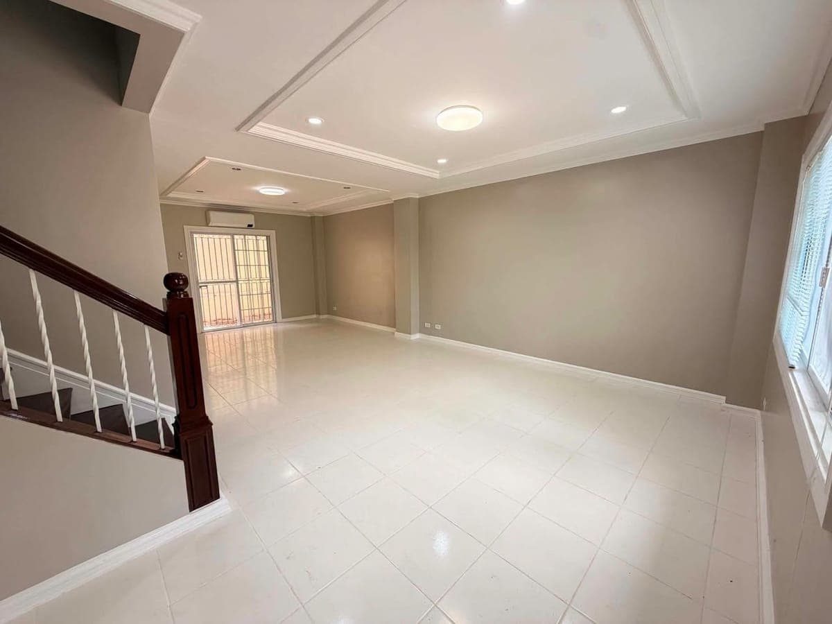 For Rent or Sale: Newly Renovated 3 Bedroom House in Villa Terrace Mandaue City with Attic - photo 5
