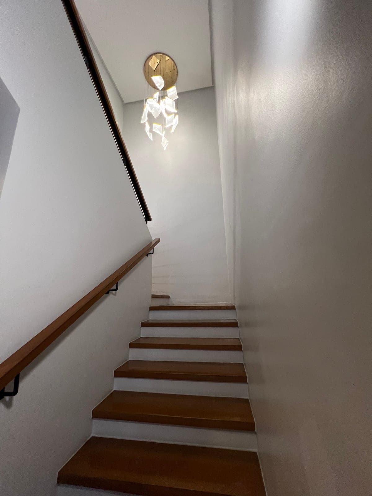 FOR RENT: SEMI-FURNISHED TOWNHOUSE - photo 29