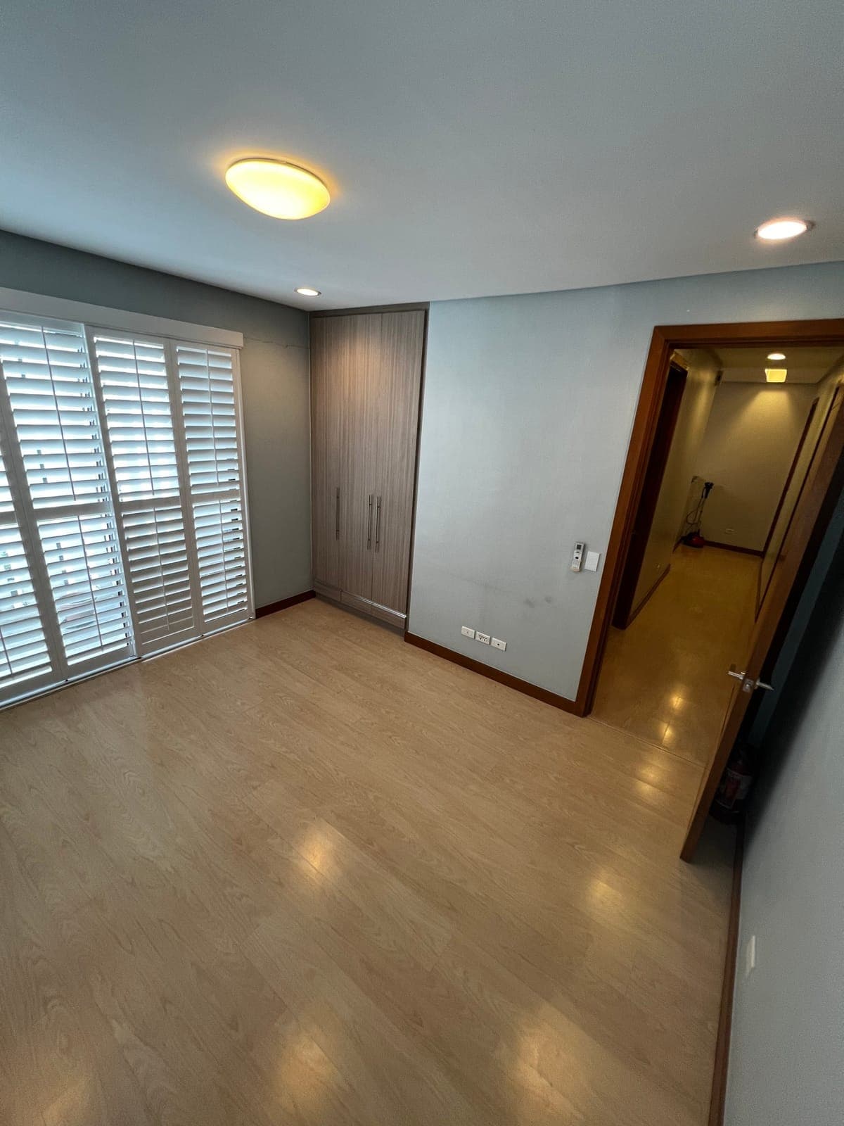FOR RENT: SEMI-FURNISHED TOWNHOUSE - photo 4