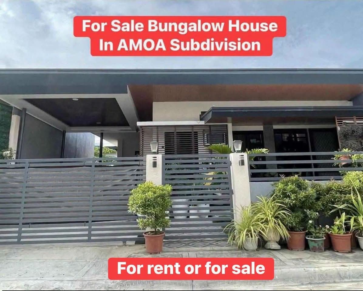 🏡 FOR RENT OR FOR SALE | BEAUTIFULLY RENOVATED BUNGALOW - photo 1