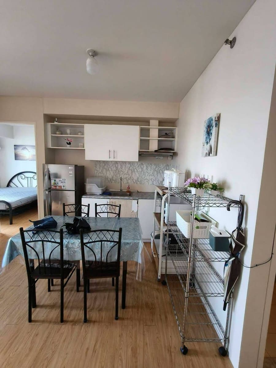 FOR RENT – 1 Bedroom Unit in Avida Tower 1 IT Park - photo 1