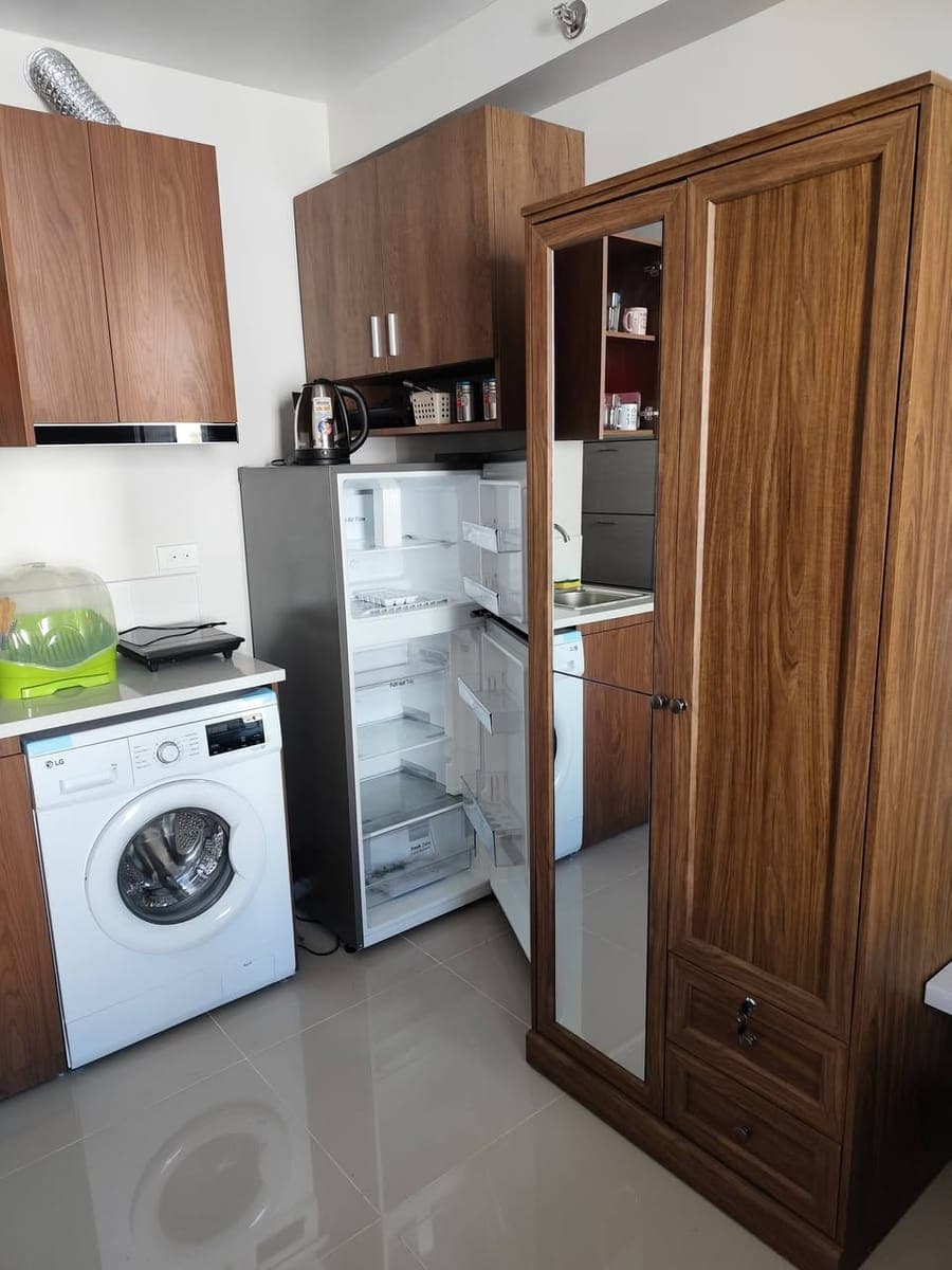 13 K month. Lapu-Lapu Saekiung. Available immediately. Fully furnished studio unit with balcony sea... - photo 1
