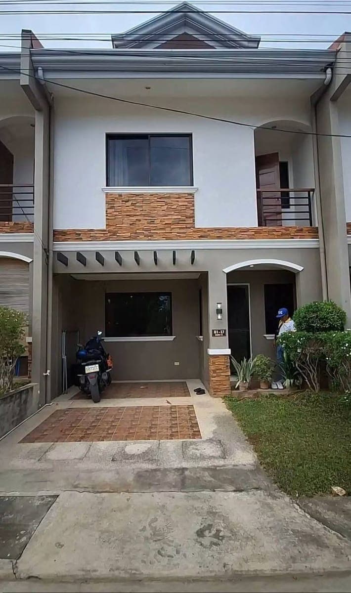 🏡 TOWNHOUSE FOR RENT 🏡 - photo 1