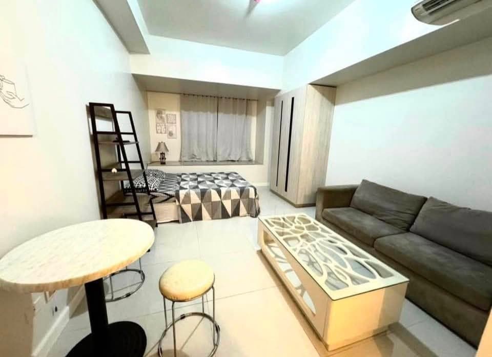 FOR RENT: Studio Unit – Mandani Bay - photo 1