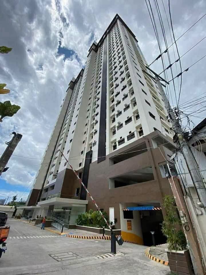 FOR RENT: 1-Bedroom Seaview High-Floor Unit – The Midpoint Residences - photo 1