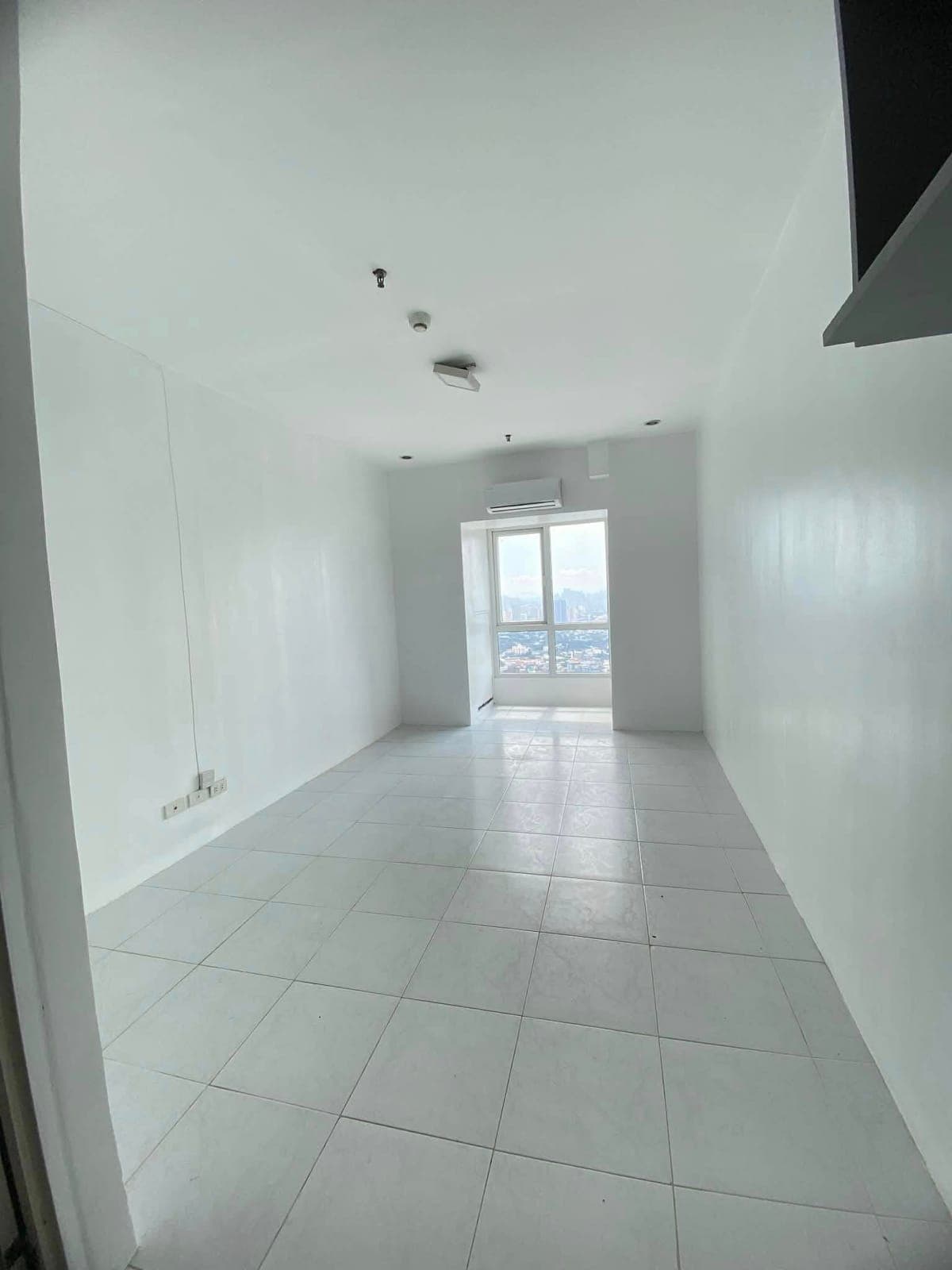 FOR RENT | Studio – ₱15,000 / month (dues included) - photo 3