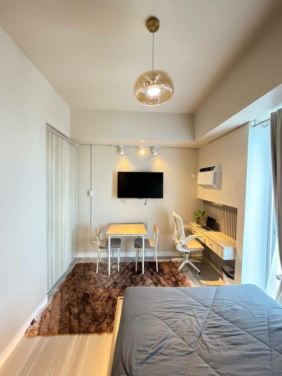 Brand New Studio with balcony for Rent at One Astra Place - photo 3