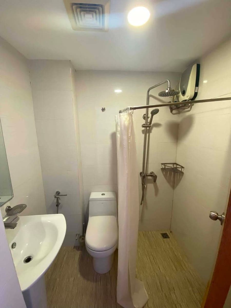🏙️ Semi-Furnished Studio Condo for Rent – Mabolo, Cebu - photo 3