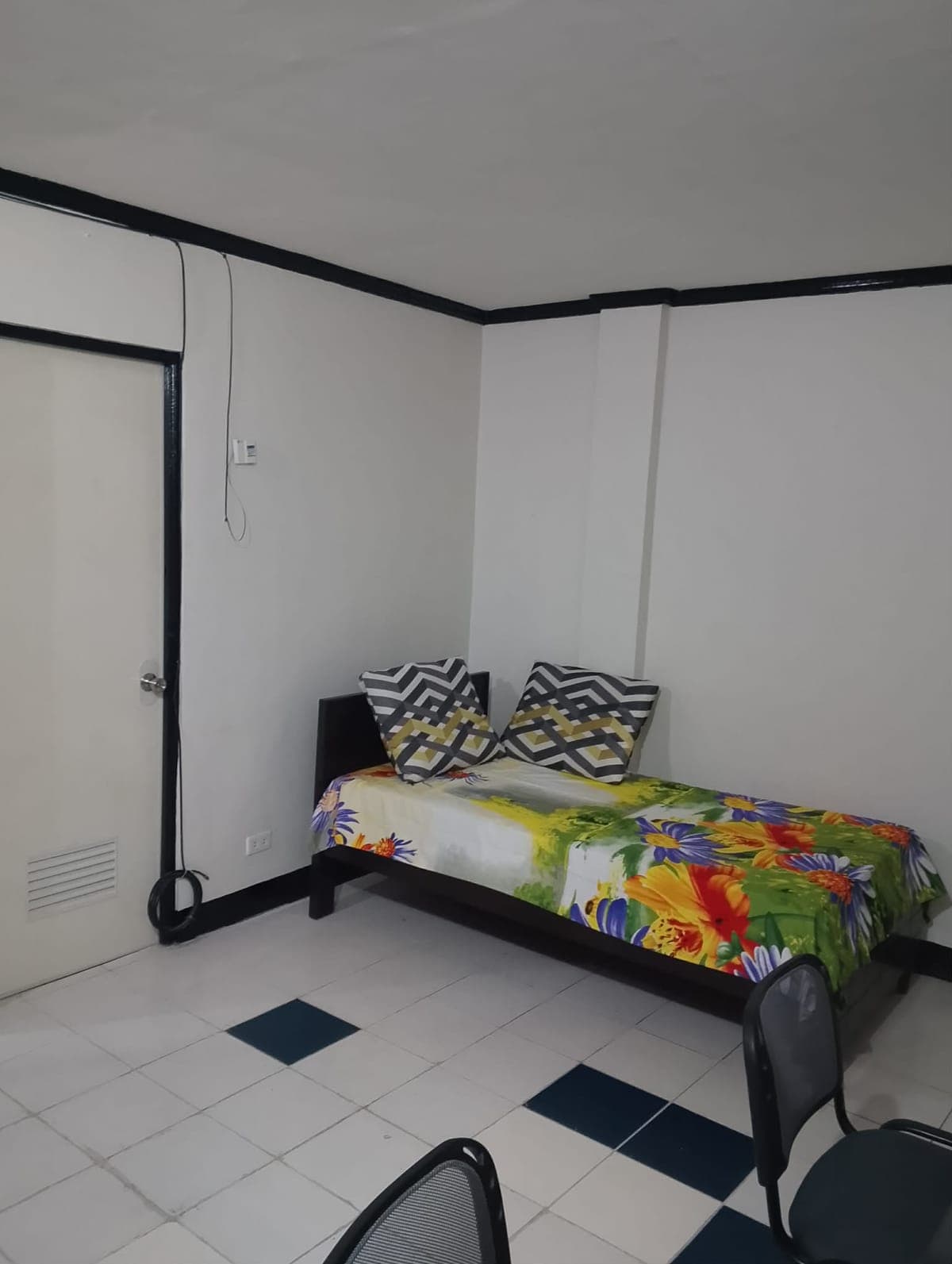 STUDIO TYPE FOR RENT 13,500 MONTHLY - photo 4