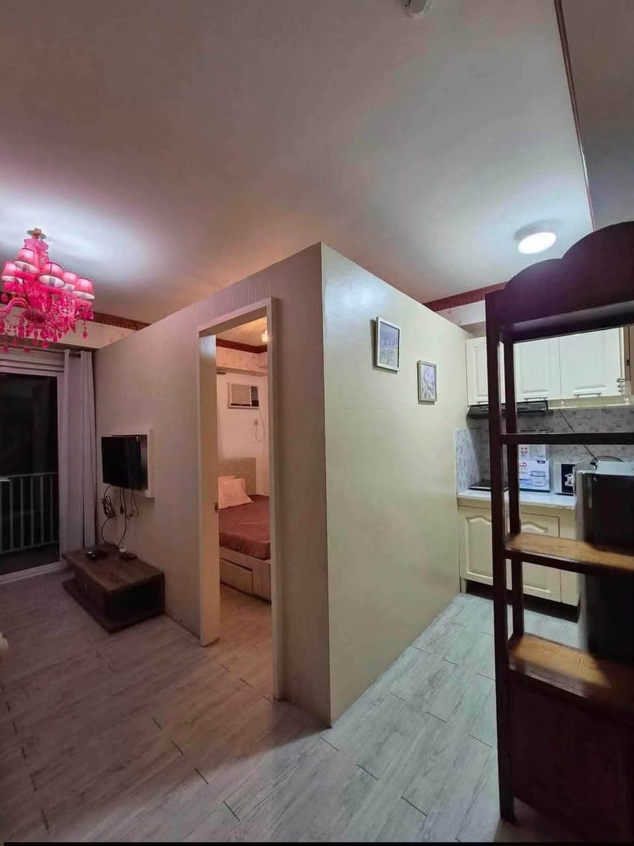 ✨1-Bedroom Condo Unit For Rent - photo 1