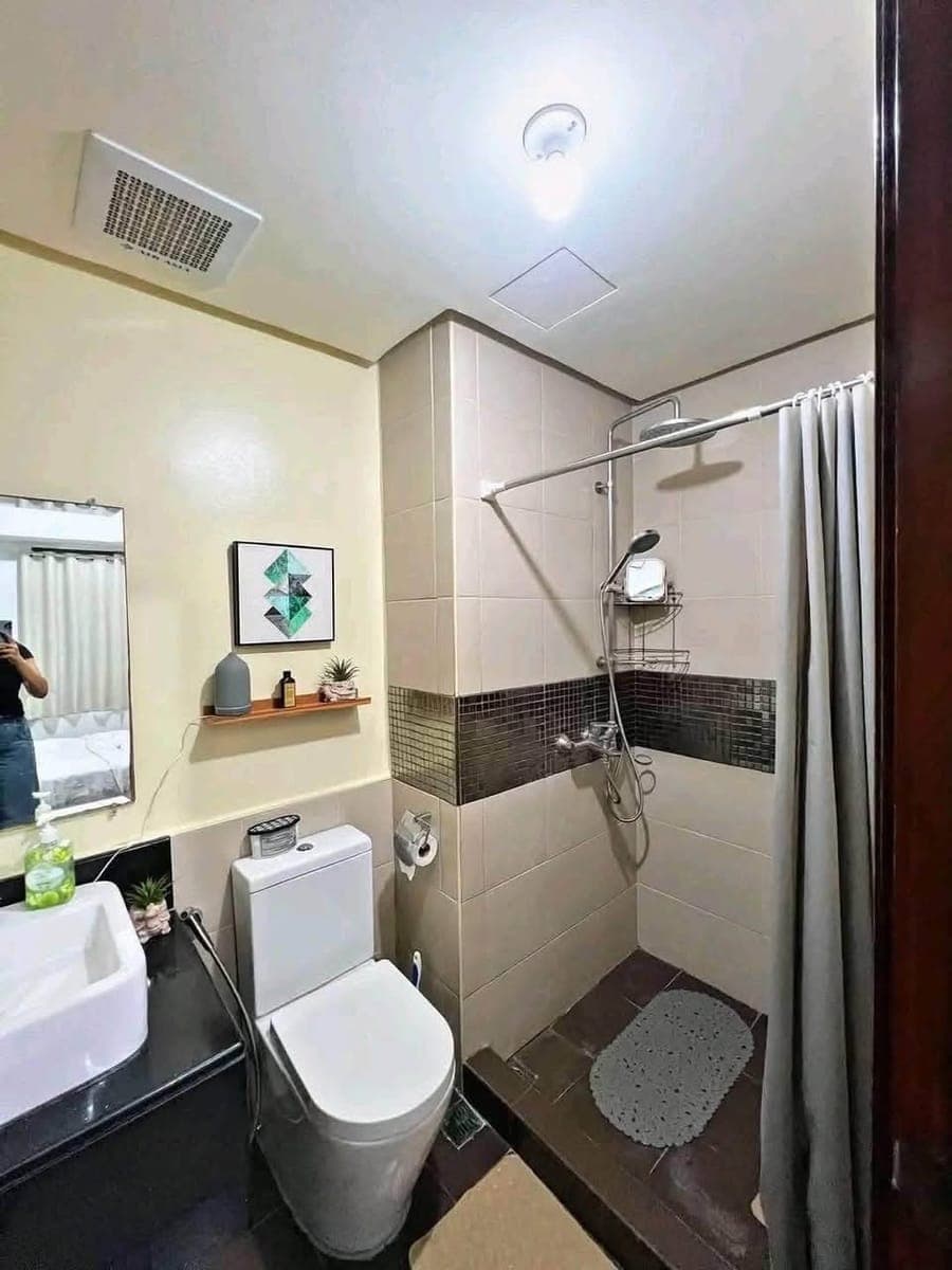 🛌 1-Bedroom Condo with Balcony for Rent – Lahug, Cebu City - photo 3