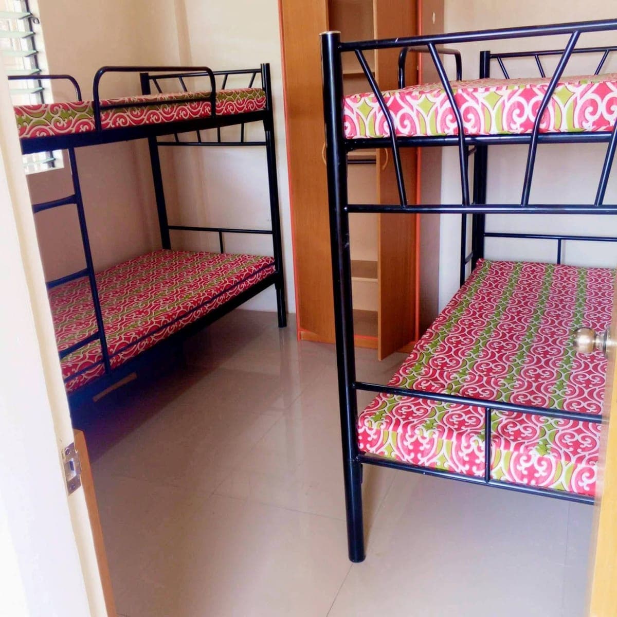 17K 1 Bedroom Apartment For Rent in Banawa Near MHAM & 1 Ride Going to Capitol/Fuente/Colon & IT PARK - photo 2