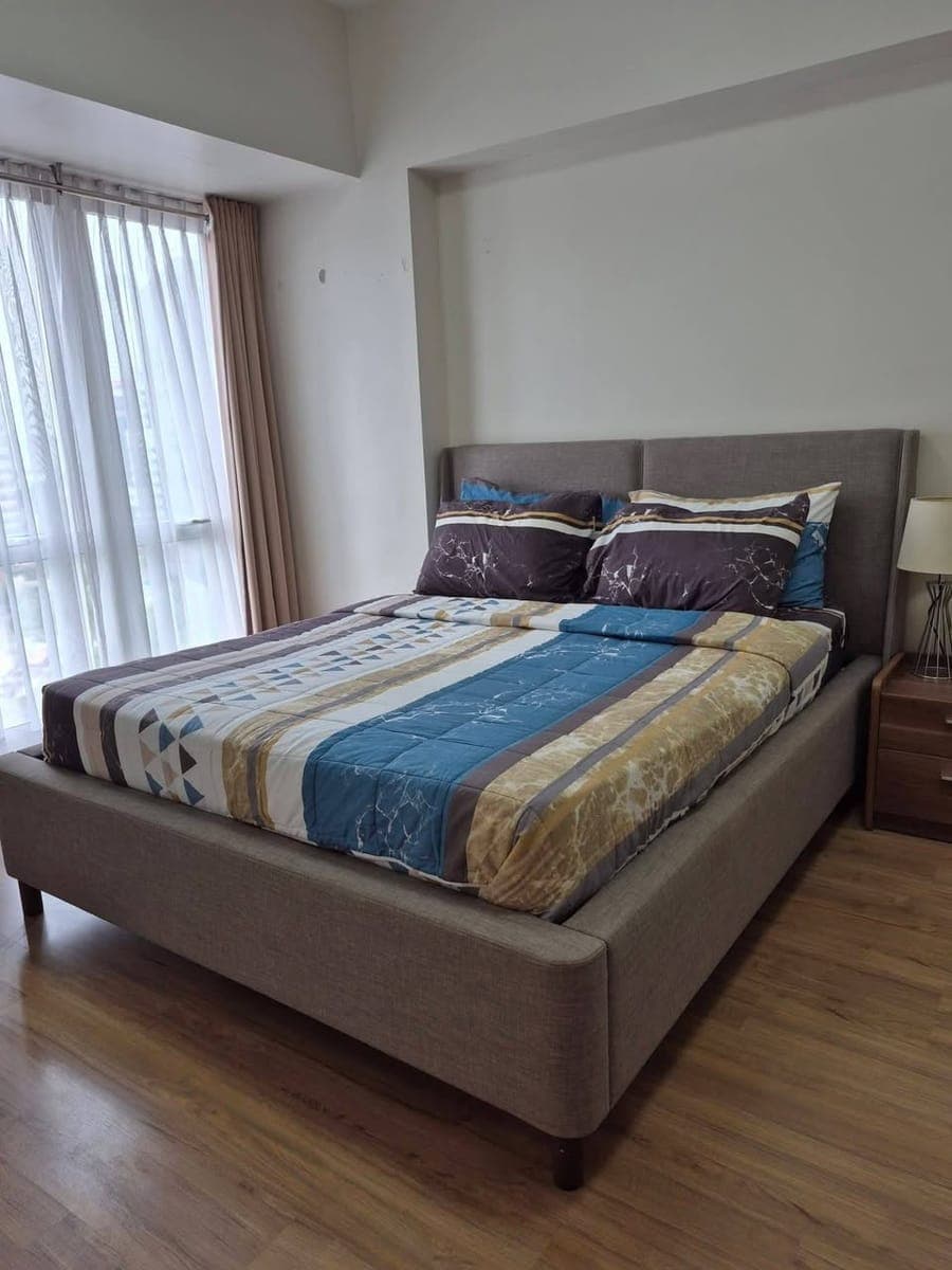 👉1 Bedroom For Rent Solinea Tower 2 accross Ayala Mall - photo 1