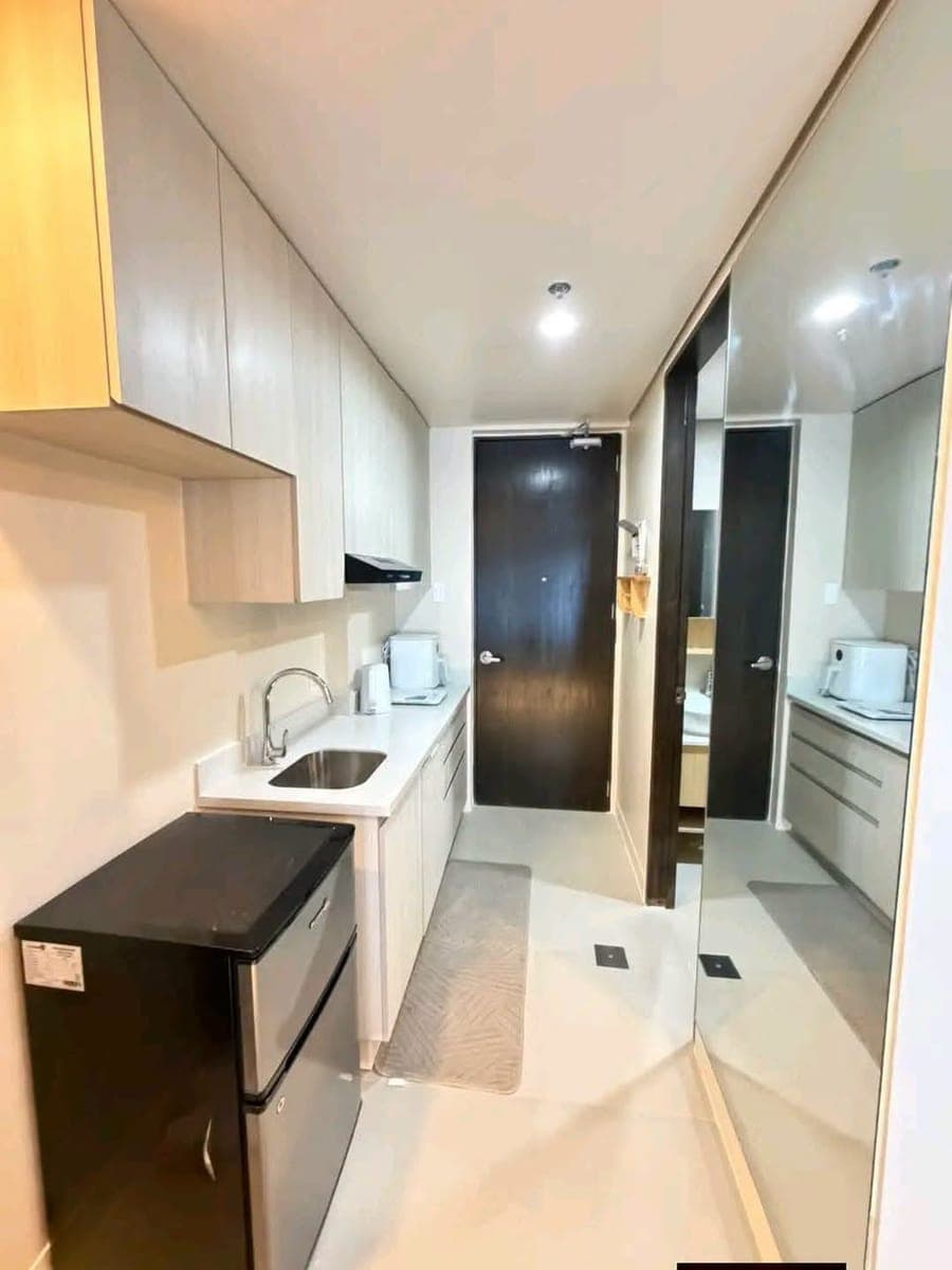FOR RENT - photo 2