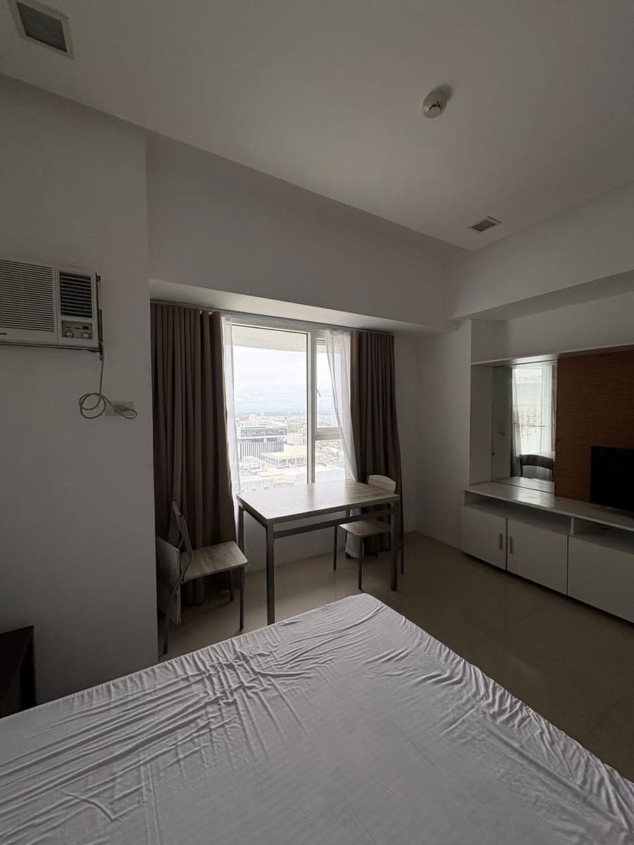 🏙️** Calyx Centre Studio for Rent – IT Park, Cebu** - photo 2